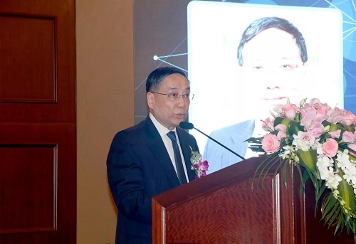 2中國(guó)印刷及設(shè)備器材工業(yè)協(xié)會(huì)理事長(zhǎng)徐建國(guó).jpg 2中國(guó)印刷及設(shè)備器材工業(yè)協(xié)會(huì)理事長(zhǎng)徐建國(guó).jpg